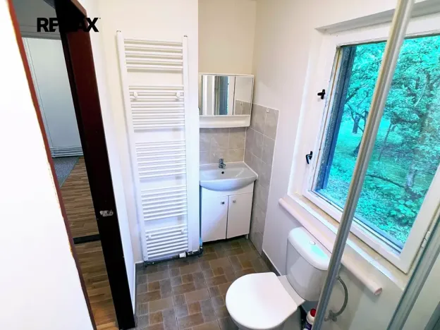 Pronájem chaty, Praha - Újezd nad Lesy, Holšická, 50 m2