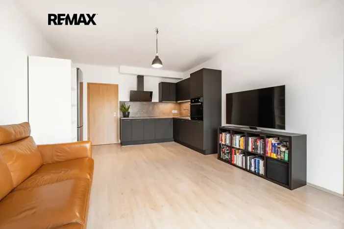 Prodej bytu 2+kk, Hostivice, Pšeničná, 53 m2