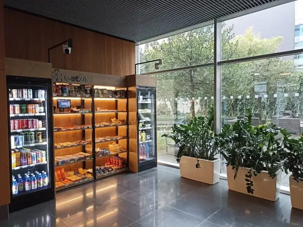 Pronájem kanceláře, Praha - Smíchov, Radlická, 2344 m2