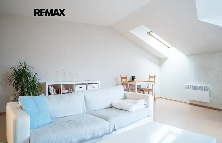 Prodej bytu 2+kk, Hradec Králové, Za Škodovkou, 68 m2