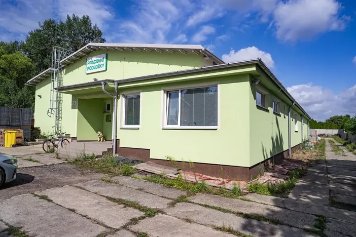 Prodej výrobních prostor, Týniště nad Orlicí, 1650 m2
