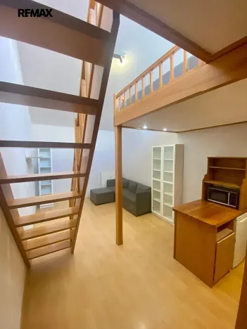 Pronájem bytu 1+kk, Praha - Krč, Štúrova, 31 m2
