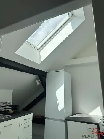 Pronájem bytu 3+1, Staré Město, Hradišťská, 90 m2