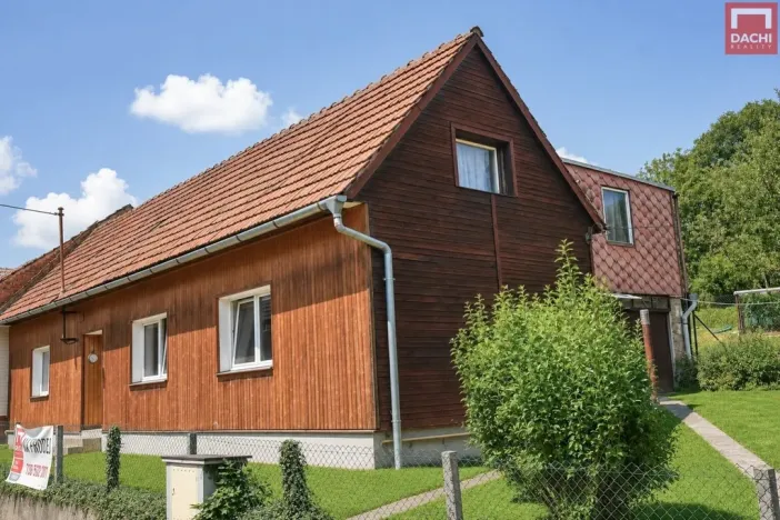 Prodej bytu 3+1, Komárno, 130 m2