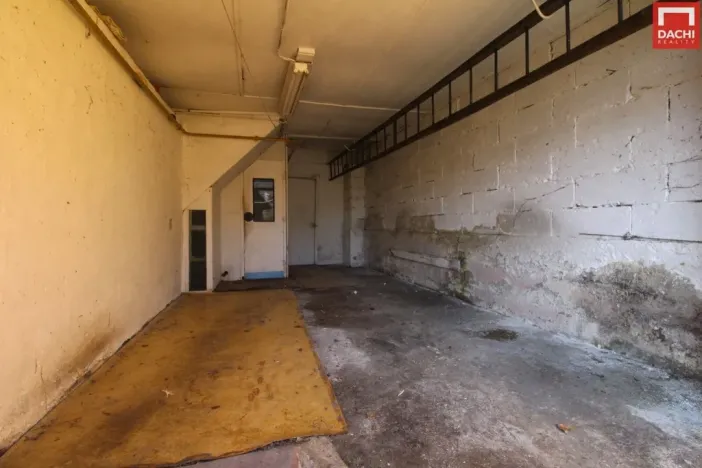 Prodej bytu 3+1, Komárno, 130 m2