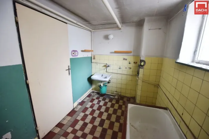 Prodej bytu 3+1, Komárno, 130 m2