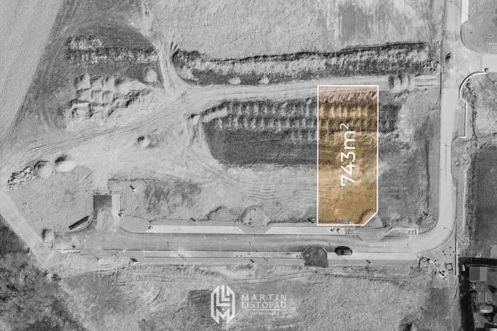 Prodej pozemku pro bydlení, Komárov, 729 m2