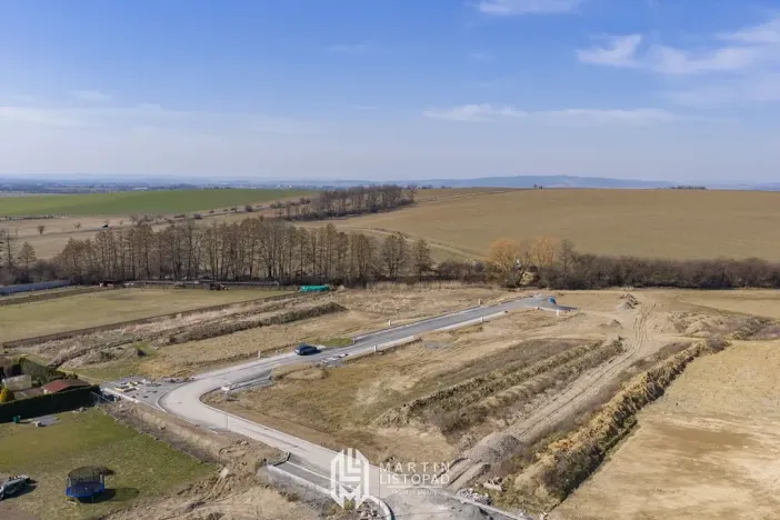 Prodej pozemku pro bydlení, Komárov, 729 m2