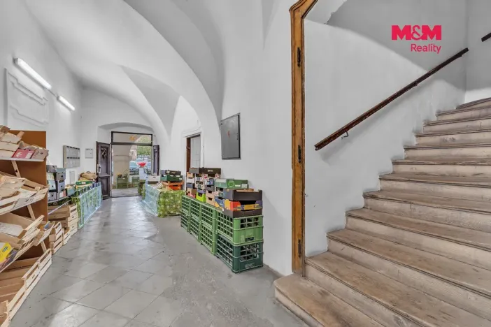 Prodej rodinného domu, Jičín - Staré Město, Valdštejnovo náměstí, 917 m2