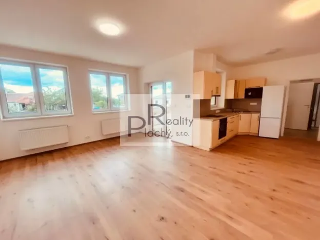 Prodej bytu 2+kk, Hevlín, 67 m2