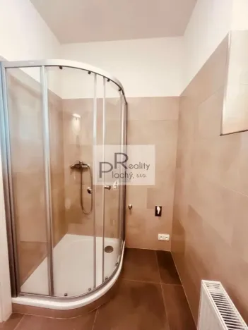 Prodej bytu 2+kk, Hevlín, 67 m2
