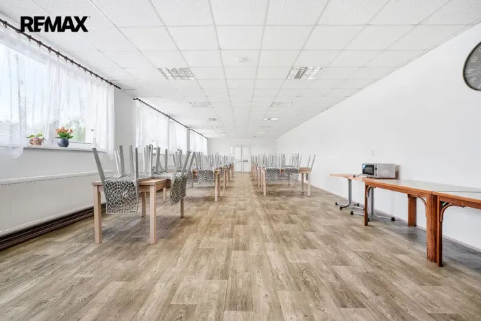Prodej ubytování, Jablonné v Podještědí - Markvartice, U Stadionu, 1730 m2