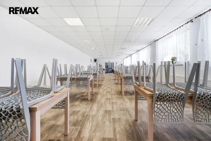 Prodej ubytování, Jablonné v Podještědí - Markvartice, U Stadionu, 1730 m2