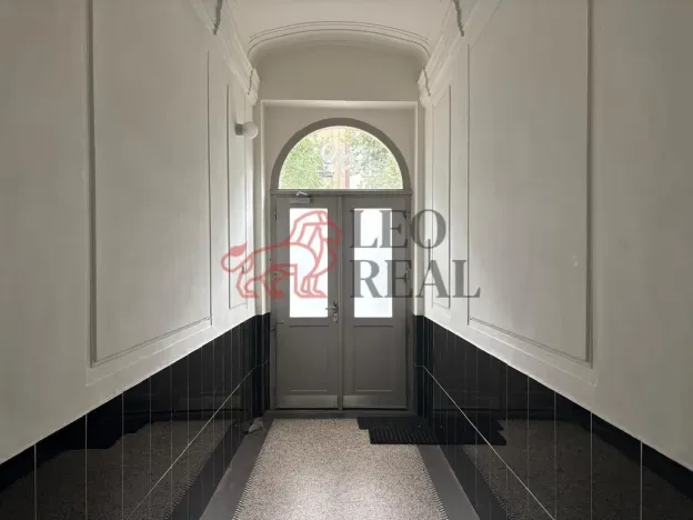 Pronájem bytu 1+1, Praha - Vršovice, 28. pluku, 43 m2
