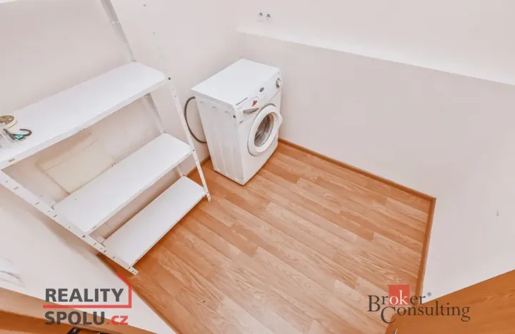 Pronájem bytu 2+kk, Praha - Libeň, Matějkova, 49 m2