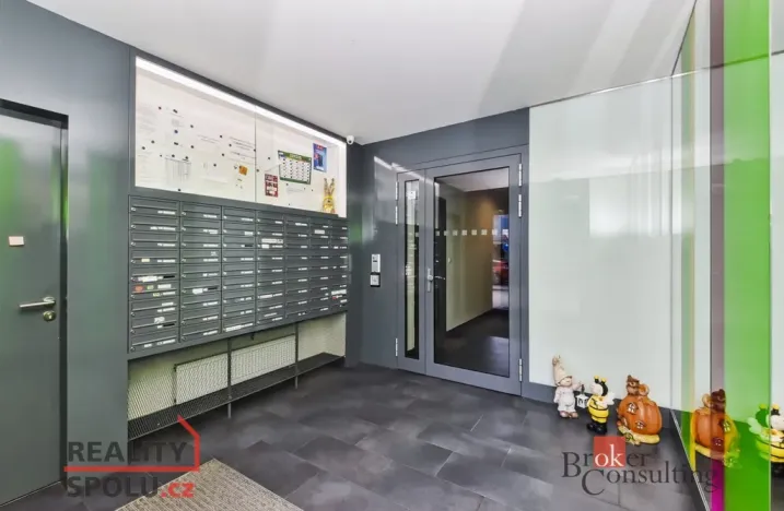 Pronájem bytu 2+kk, Praha - Libeň, Matějkova, 49 m2