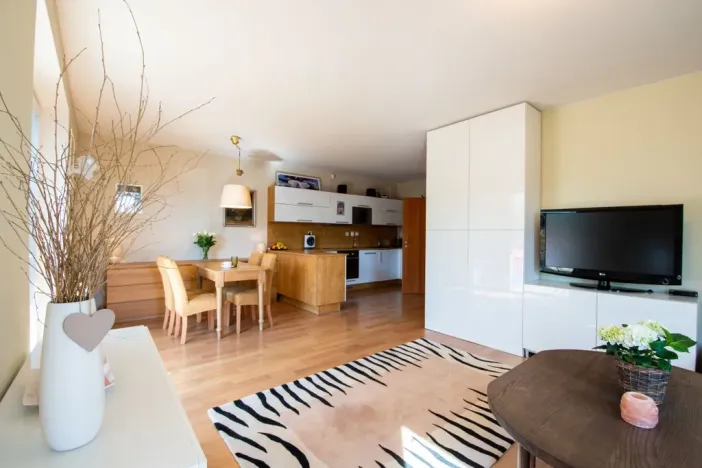Pronájem bytu 3+kk, Praha - Dubeč, Ke korunce, 80 m2