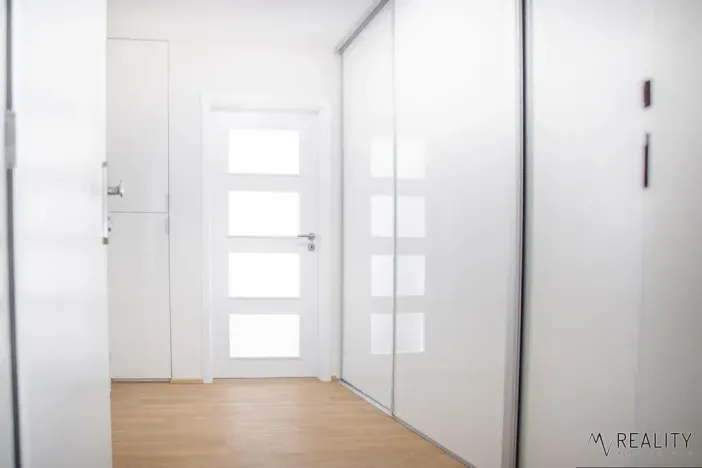 Pronájem bytu 2+kk, Ostrava, Svojsíkova, 57 m2