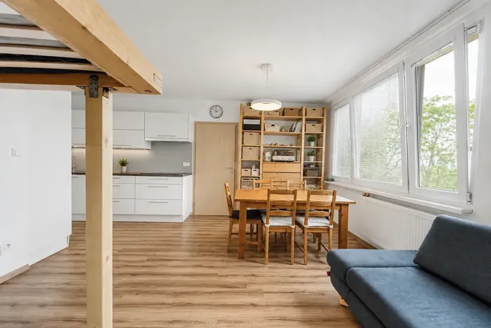 Prodej bytu 3+kk, Praha - Kobylisy, Třeboradická, 68 m2