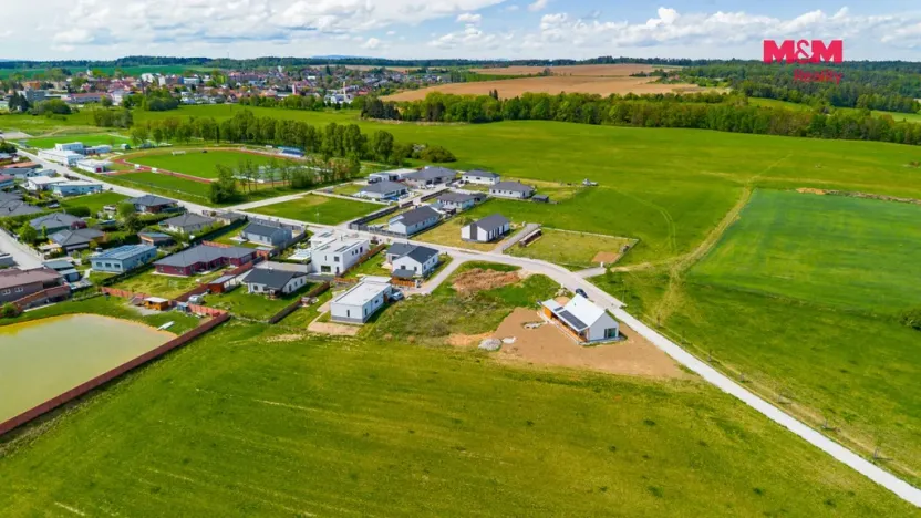 Prodej pozemku pro bydlení, Lišov, 820 m2