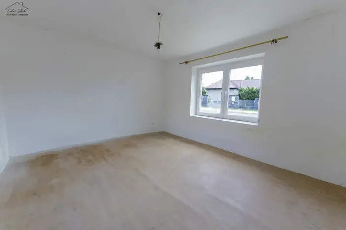 Prodej komerční nemovitosti, Račiněves, 435 m2