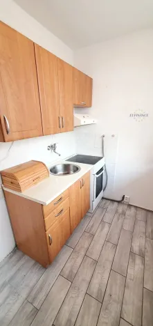 Pronájem bytu 1+1, Kralupy nad Vltavou - Lobeček, Krakovská, 34 m2