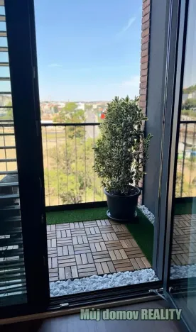 Pronájem bytu 2+kk, Praha - Smíchov, U Lihovaru, 48 m2