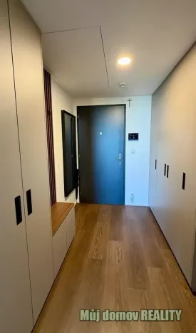 Pronájem bytu 2+kk, Praha - Smíchov, U Lihovaru, 48 m2