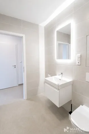 Pronájem bytu 2+kk, Praha - Vysočany, Pod Harfou, 49 m2