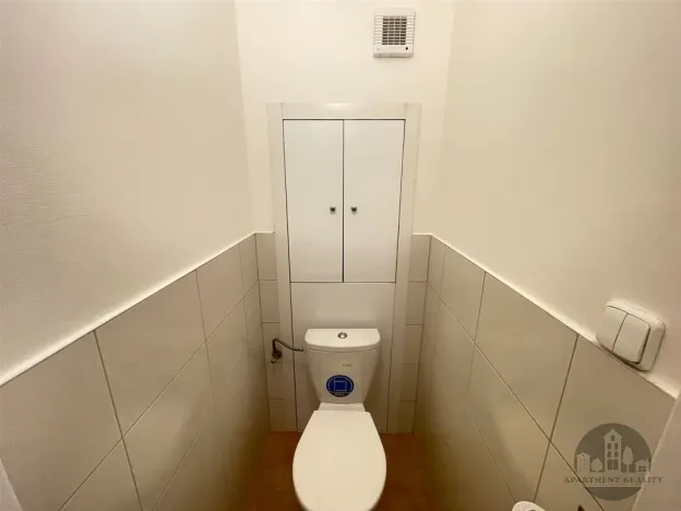 Pronájem bytu 1+kk, Praha - Troja, Mazurská, 30 m2