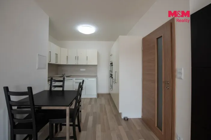 Pronájem bytu 2+kk, Hradec Králové - Třebeš, Svatojánská, 49 m2
