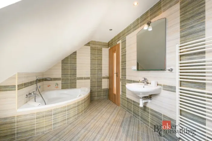 Prodej rodinného domu, Dýšina, Za Farou, 130 m2