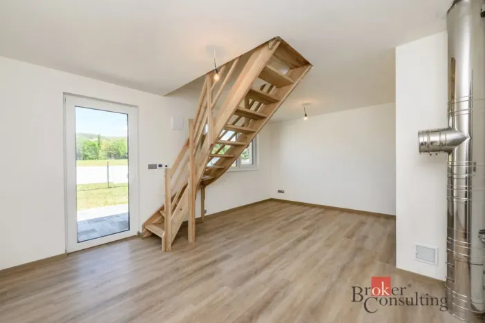 Prodej bytu 4+kk, Dlouhá Ves, 69 m2
