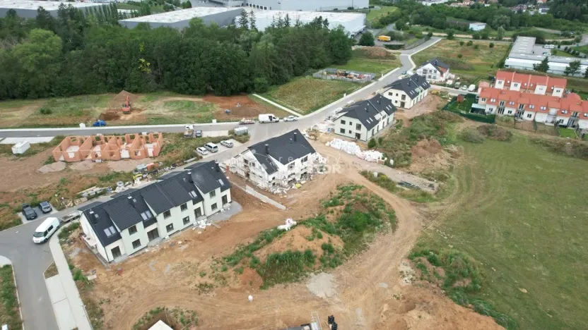 Prodej bytu 2+kk, Nučice, U zastávky, 73 m2