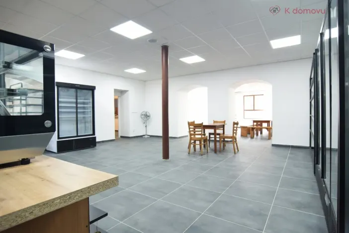 Pronájem obchodního prostoru, Olomouc - Holice, Keplerova, 162 m2