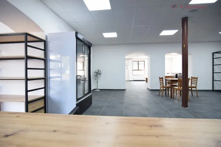 Pronájem obchodního prostoru, Olomouc - Holice, Keplerova, 162 m2