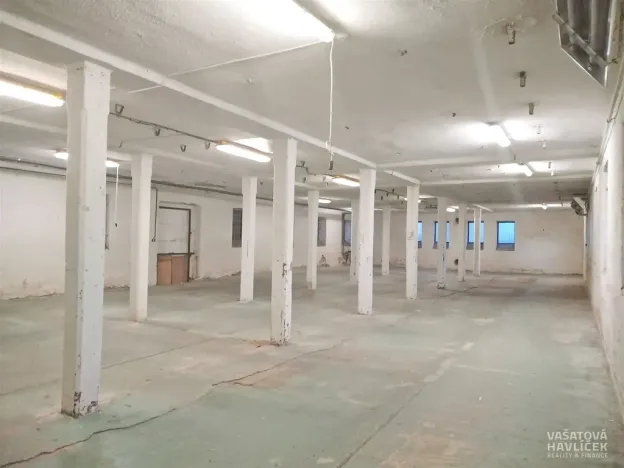 Pronájem skladu, Hradec Králové, Zelená, 413 m2