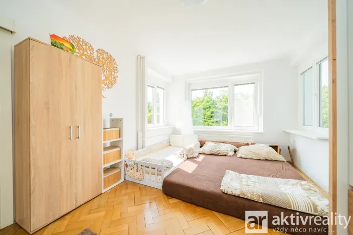 Prodej rodinného domu, Praha - Komořany, Nad teplárnou, 260 m2