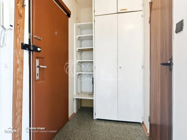 Prodej bytu 1+1, Praha - Troja, Písečná, 33 m2