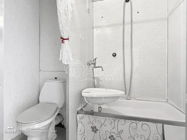 Prodej bytu 1+1, Praha - Troja, Písečná, 33 m2