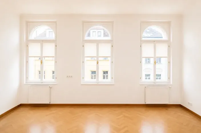 Prodej bytu 2+kk, Praha - Nové Město, Koubkova, 52 m2