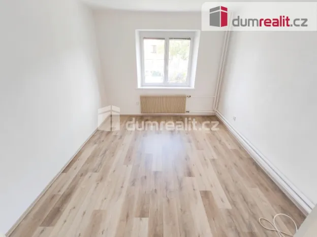 Pronájem bytu 3+1, Praha - Řepy, Krolmusova, 80 m2