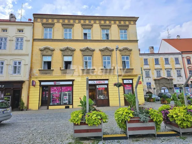 Prodej činžovního domu, Znojmo, Horní náměstí, 862 m2