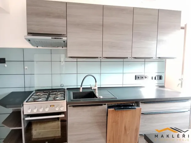 Pronájem bytu 3+1, Jihlava, Brtnická, 68 m2