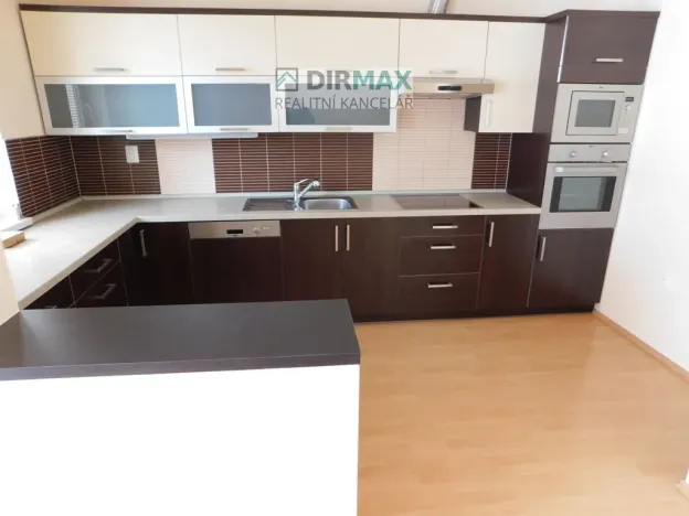 Prodej bytu 2+kk, Plzeň - Severní Předměstí, Znojemská, 82 m2