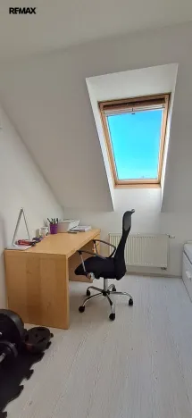 Prodej bytu 4+1, Karlovy Vary - Dvory, K. Kučery, 100 m2
