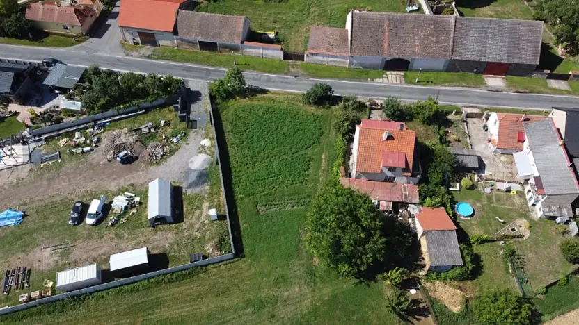 Prodej pozemku pro bydlení, Kmetiněves, 952 m2