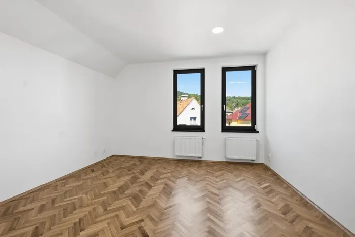 Pronájem bytu 4+kk, Ústí nad Labem - Klíše, Beethovenova, 151 m2