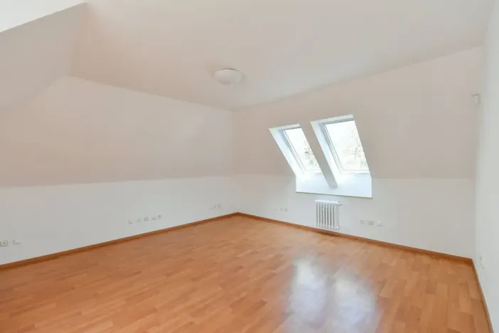Pronájem kanceláře, Praha - Kunratice, Ke hrádku, 417 m2