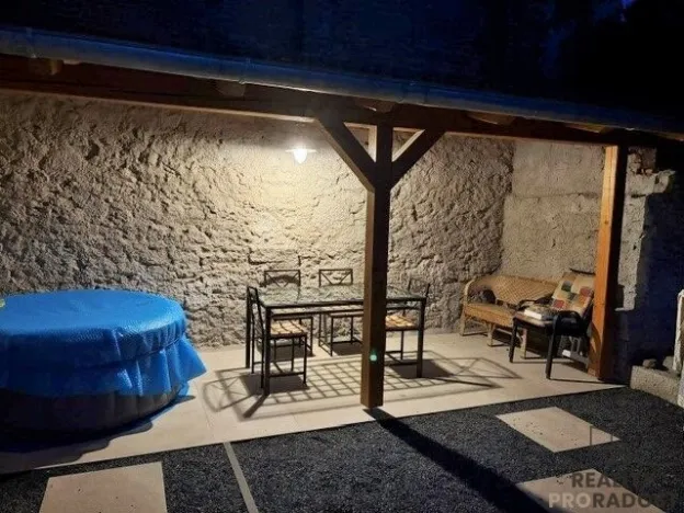 Prodej rodinného domu, Bobrová, 180 m2